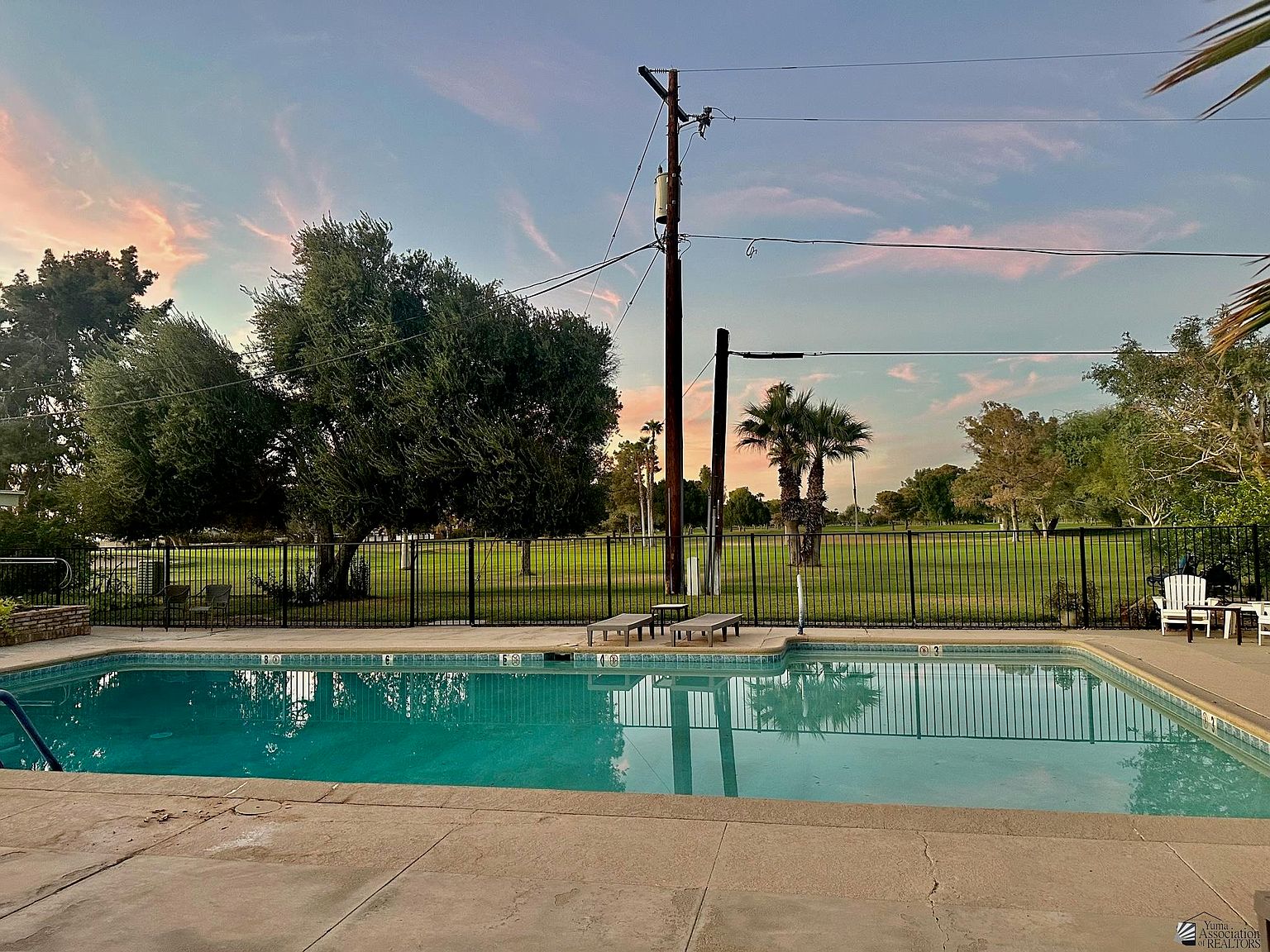 500 E Country Club Dr #24