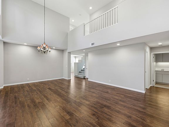 Living dining space view2
