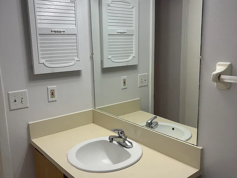668 Cedar Side Cir NE — Photo 4