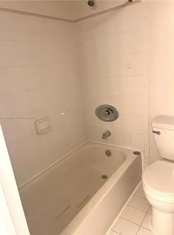 15761 SW 148th Ter — Photo 11