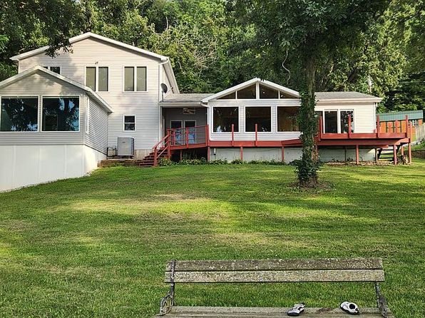 2578 N Sycamore Haven Dr