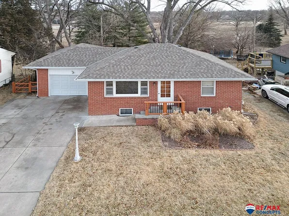2660 N Cotner Blvd, Lincoln, NE 68507