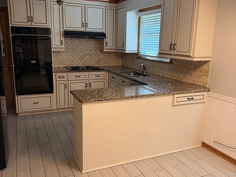 102 Medearis Dr — Photo 4
