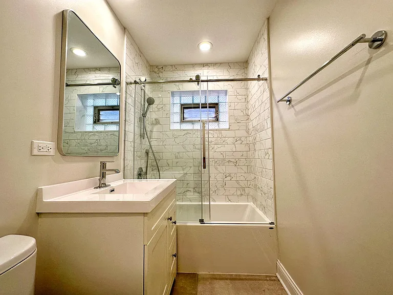 5308 N Damen Ave #3R — Photo 4