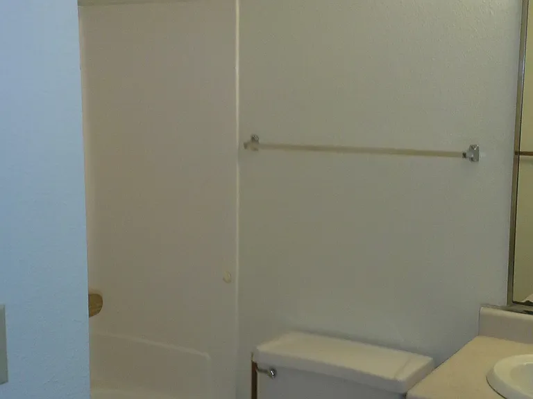 907 Spring Rd SW #17 — Photo 6
