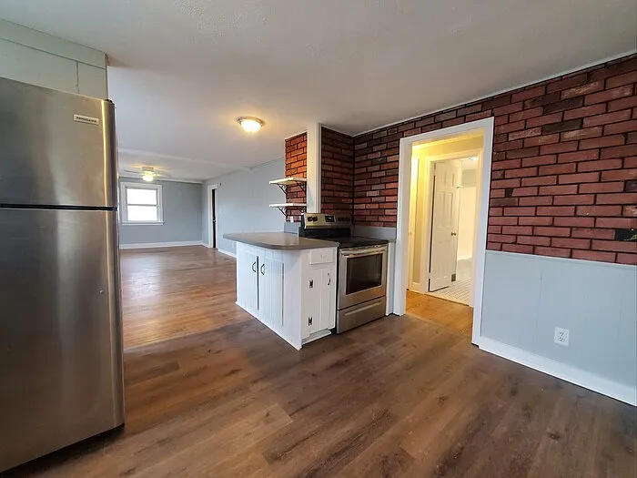 74 Park St #3 — Photo 7
