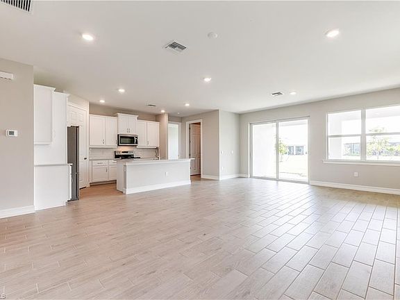 4th image of 16873 Elkhorn Coral DR