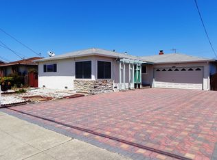 14198 Santiago Rd, San Leandro, CA 94577