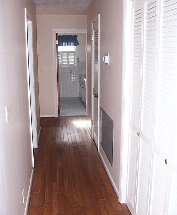 5th image of 946 Morgan Ave