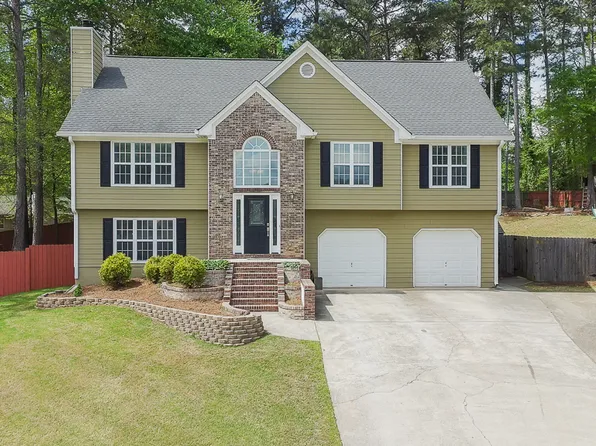 2084 Township Dr, Woodstock, GA 30189
