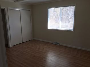 103 Maple St #B, Neponset, IL 61345