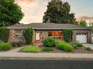 205 Perry St, Mount Shasta, CA 96067