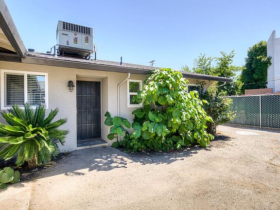 3rd image of 4563 E Sierra Madre Ave