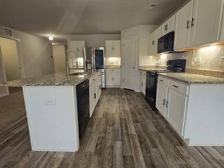 87 Heron Ct — Photo 3
