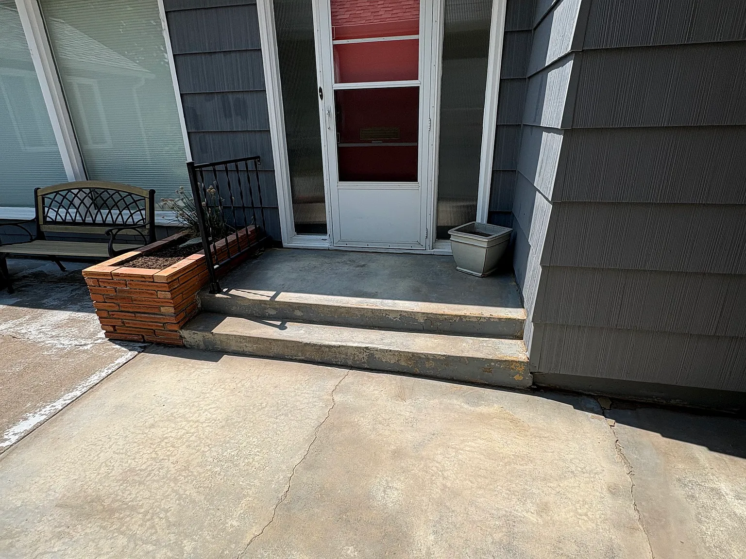 2 bed, 1200 sqft, $1,750 — Photo 2