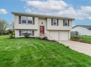68 Spring Garden Ct, Youngstown, OH 44512