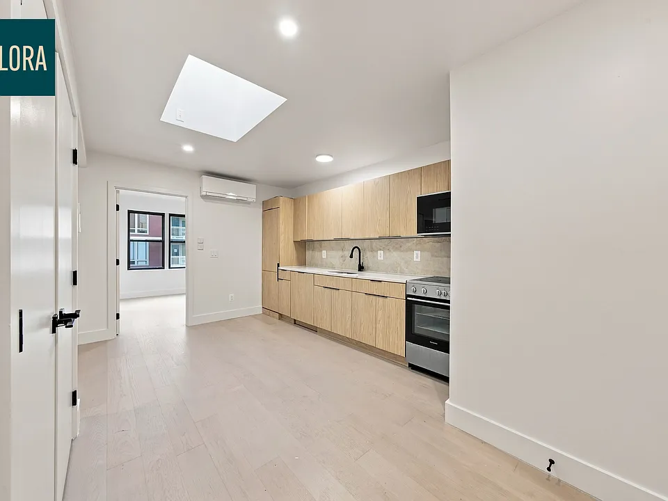 310 E 12th St #5K