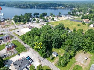 Grandview Rd, Lake Milton, OH 44429