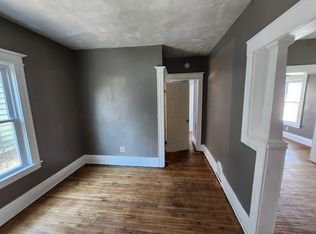 63 Roycroft Dr, Rochester, NY 14621