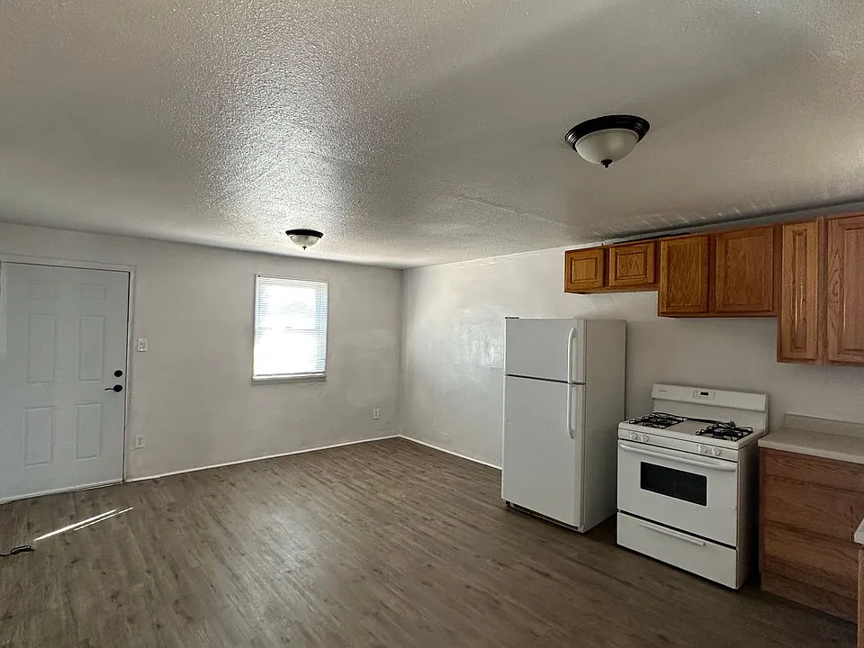 1001 Walnut Dr
