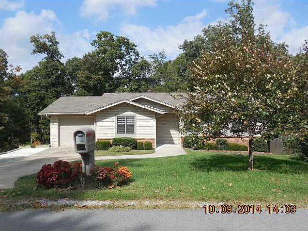 1st image of 18 Cumbrian Dr
