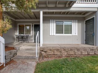 1527 NW Juniper St APT 2, Bend, OR 97703