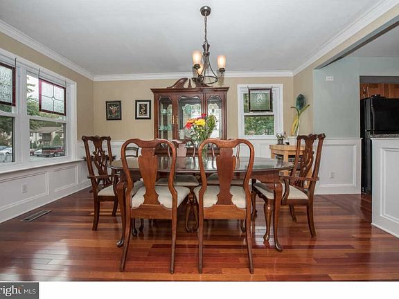 5th image of 170 Bishops Dr