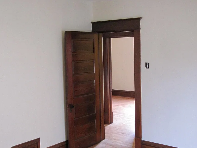 821 Hovey St SW — Photo 13