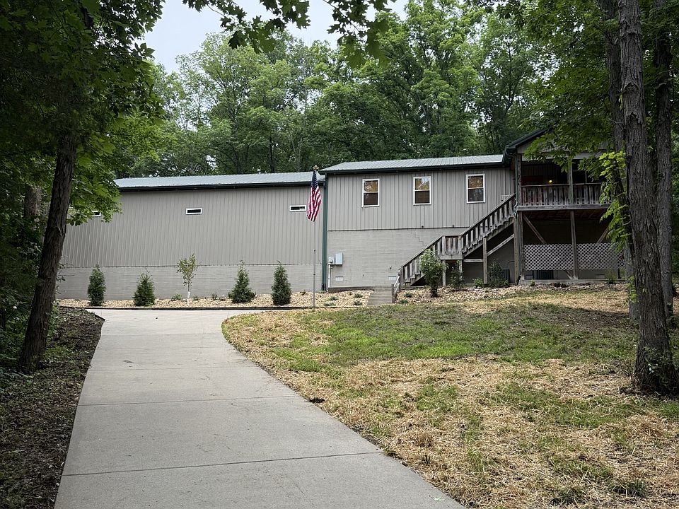 1st image of 527 Hickory Ridge Rd