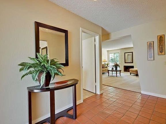 3rd image of 10249 Ainsworth Dr