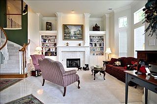 4th image of 621 Bridlewood S