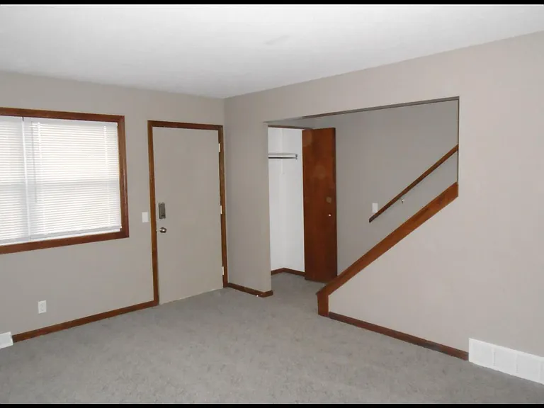 655 Colony Rd — Photo 7