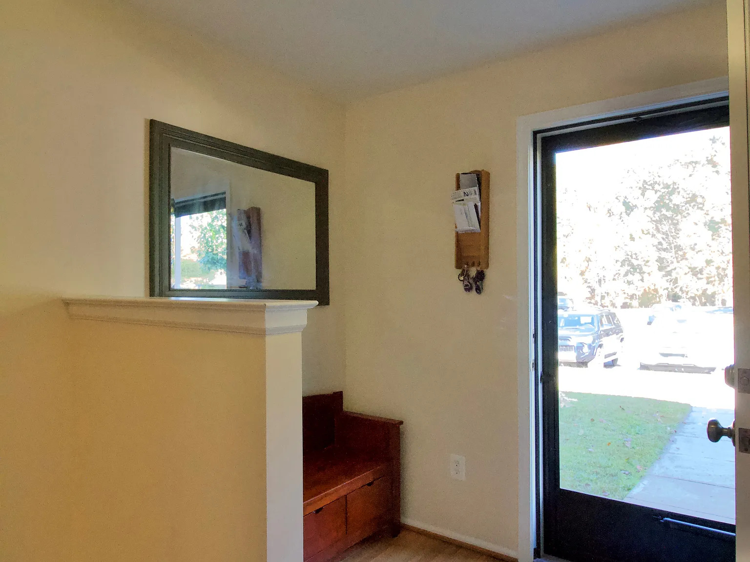 2 bed, 2.5 bath, 1560 sqft, $1,850 — Photo 2