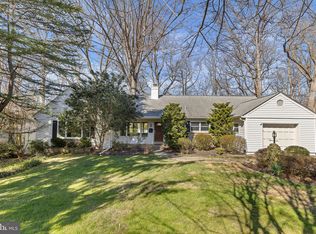 3166 Juniper Ln, Falls Church, VA 22044