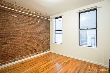 Rented by City Connections Realty