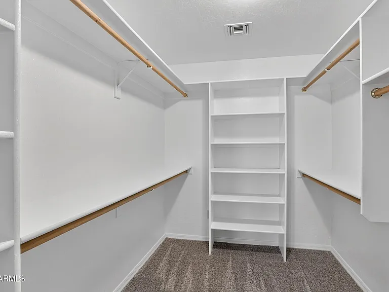 3002 E Sherry Ln — Photo 36