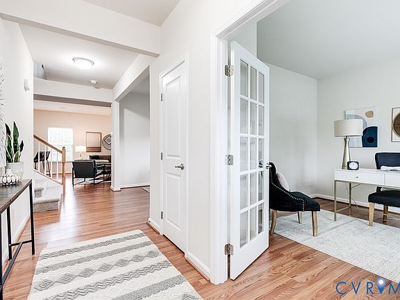 2nd image of 6106 Ironstone Dr