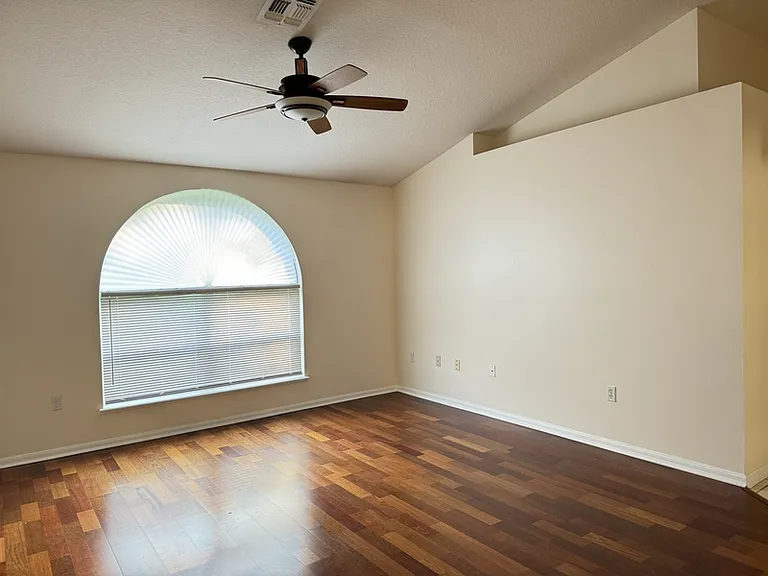 23 Zachary Wade St — Photo 11