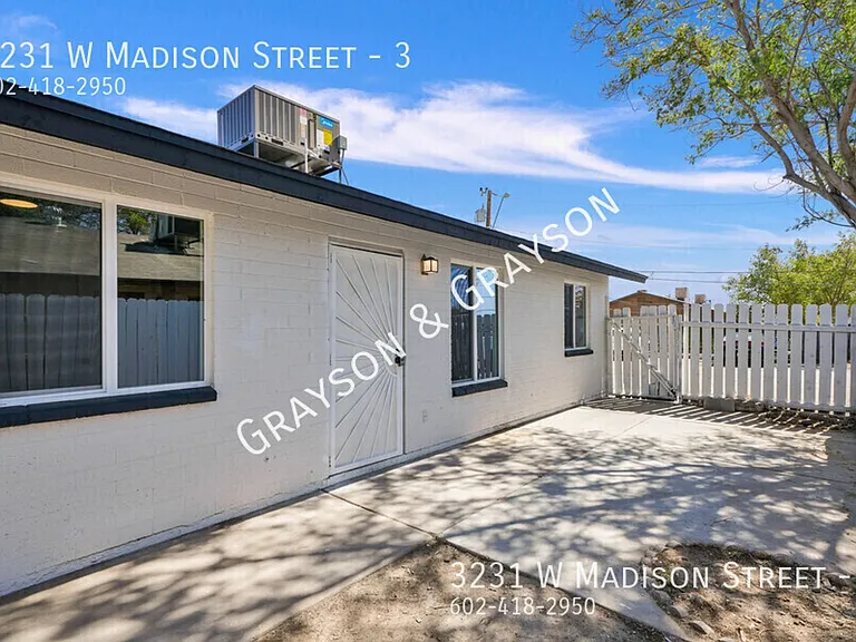 3231 W Madison St — Photo 21