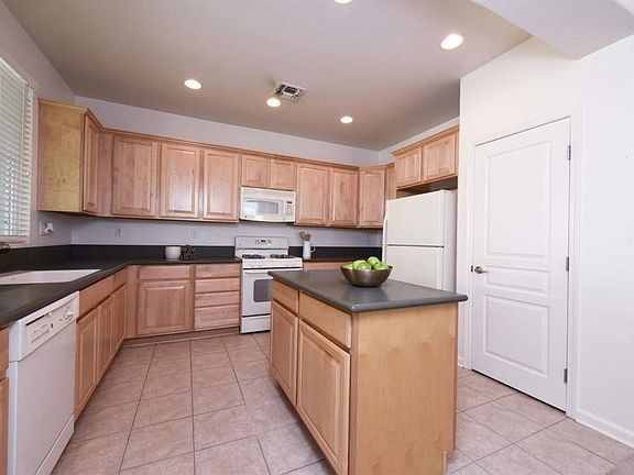 5th image of 1284 Freschi Ln