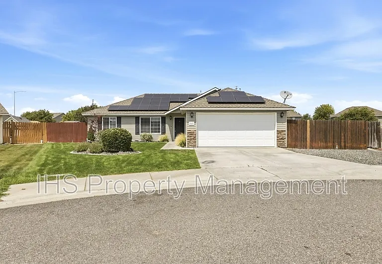5520 Leon Ct — Photo 1