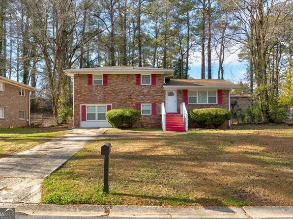 2715 Cavalier Dr, Decatur, GA 30034