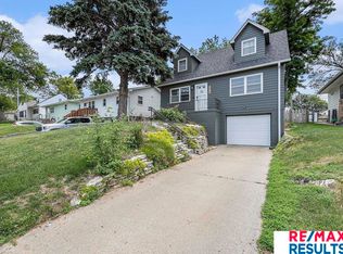 5825 N St, Omaha, NE 68117