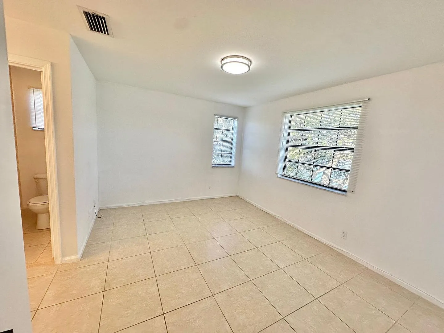 3170 Leewood Ter Apt L210 Boca Raton, Fl 33431 — Photo 4