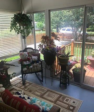 2nd image of 209 Dunham Ave
