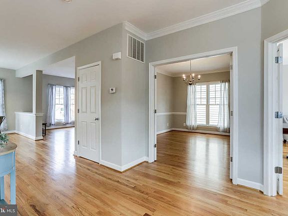 5th image of 2952 22nd St S