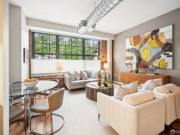 5th image of 2101 Bryant St APT 101