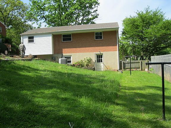 2nd image of 325 Eugene Dr NW