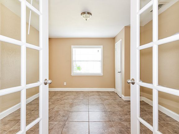 3rd image of 3084 Blown Feather Ln