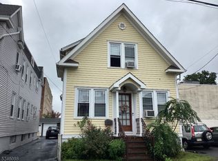 45 Hilton St, Clifton, NJ 07011